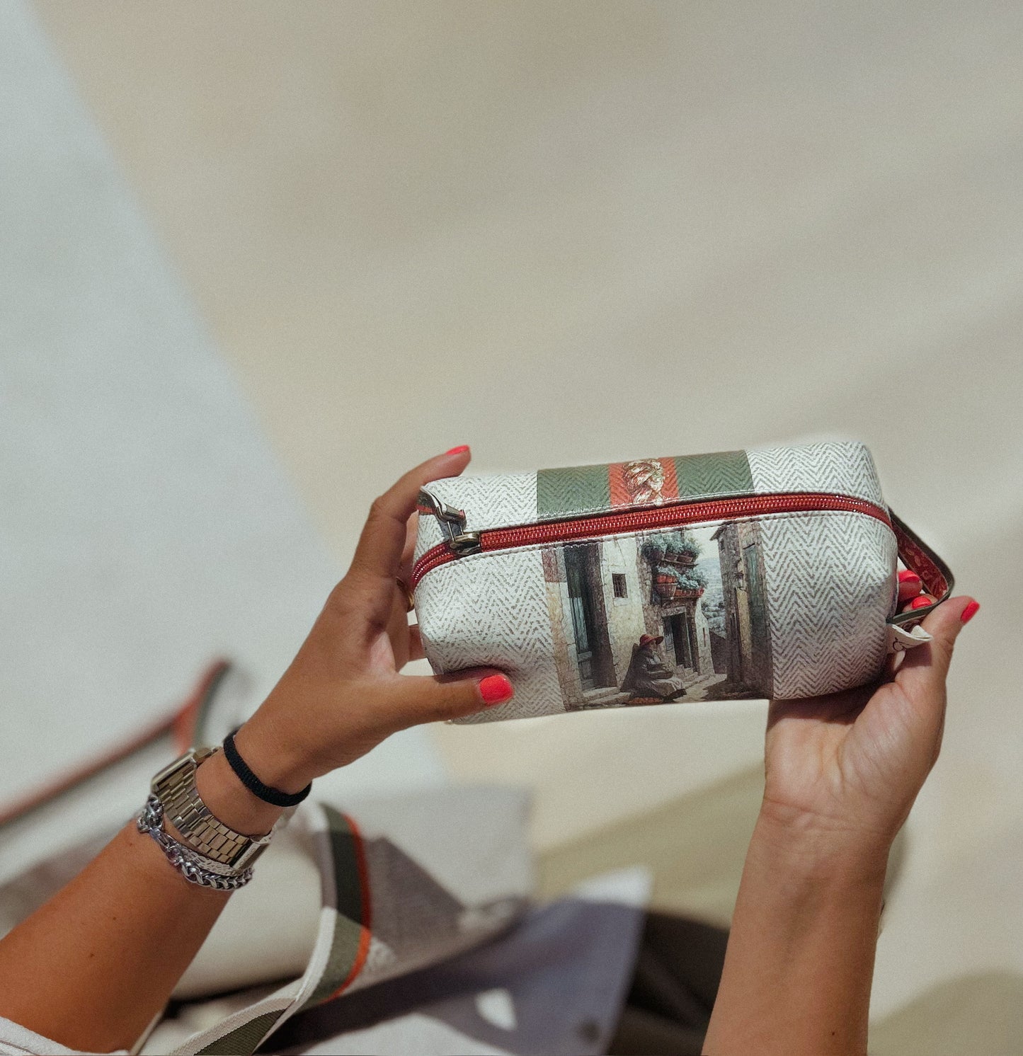 Bolsa de Cosméticos Tamanho Pequeno Ilustração Portugal