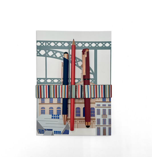 Elástico Porta-Canetas – Coleção Porto (para cadernos A5)